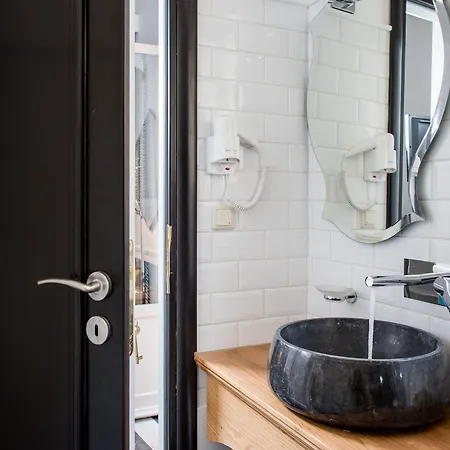 Otel Elia Portou Due 2*