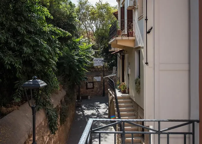 Elia Portou Due Otel