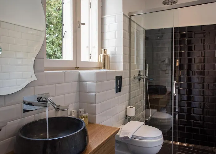 Elia Portou Due Otel 2*