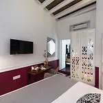 Elia Portou Due 2* 干尼亞